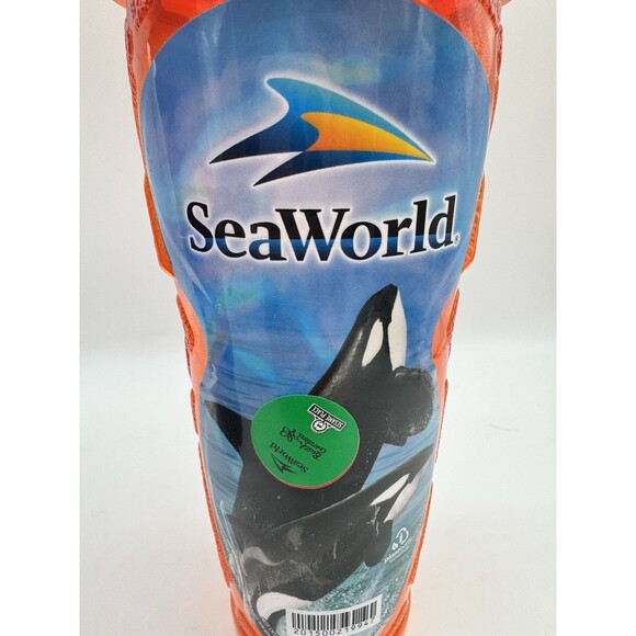 Sea World Shamu Orca Killer Whale Plastic Souvenir Cup Water Bottle With Straw - Picture 6 of 7